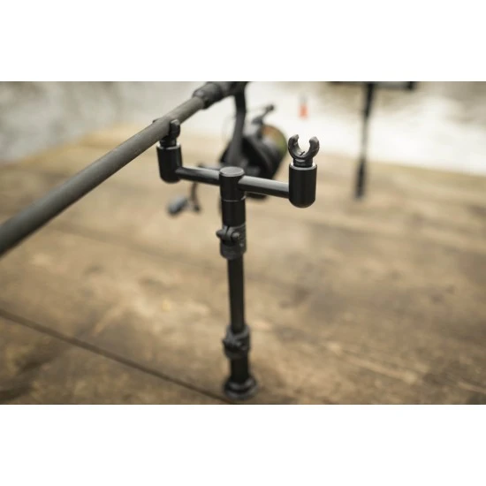 Avid Carp Lok Down Butt Gripper Grande - Imagen 2